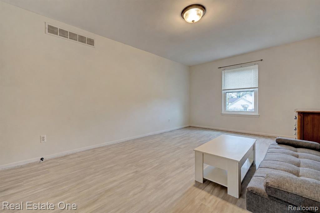 2324 Malena Lane, Oxford, MI 48371 — Photo 41