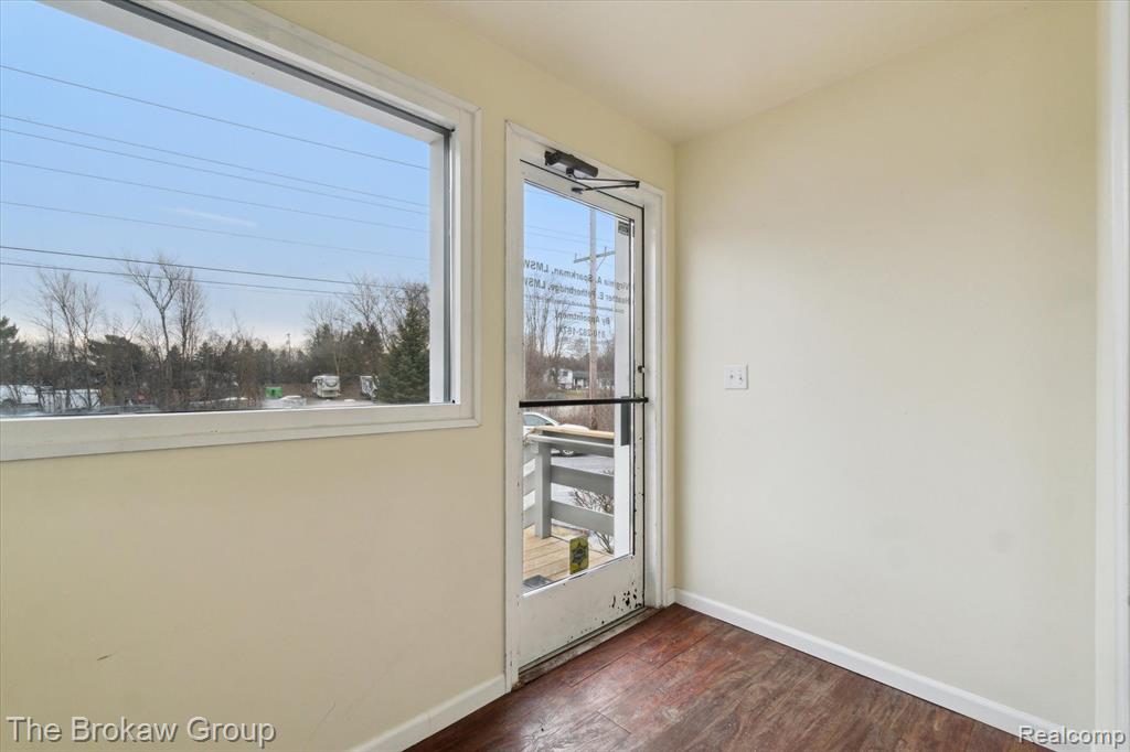 4212 LENNON Road, Flint, MI 48507 — Photo 81