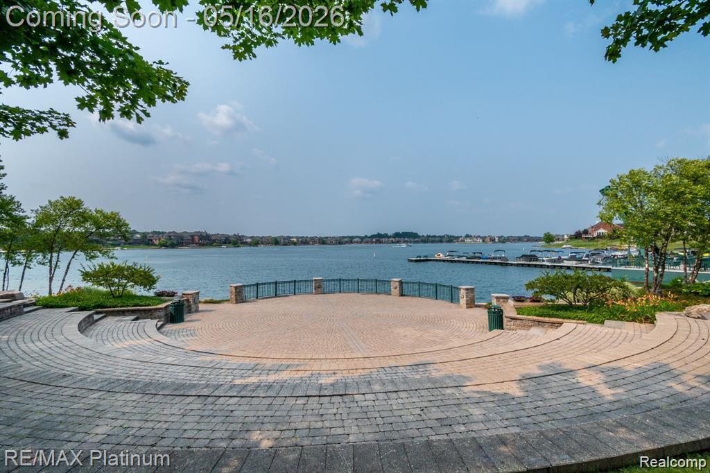 10709 Stoney Point Drive, South Lyon, MI 48178 — Photo 77