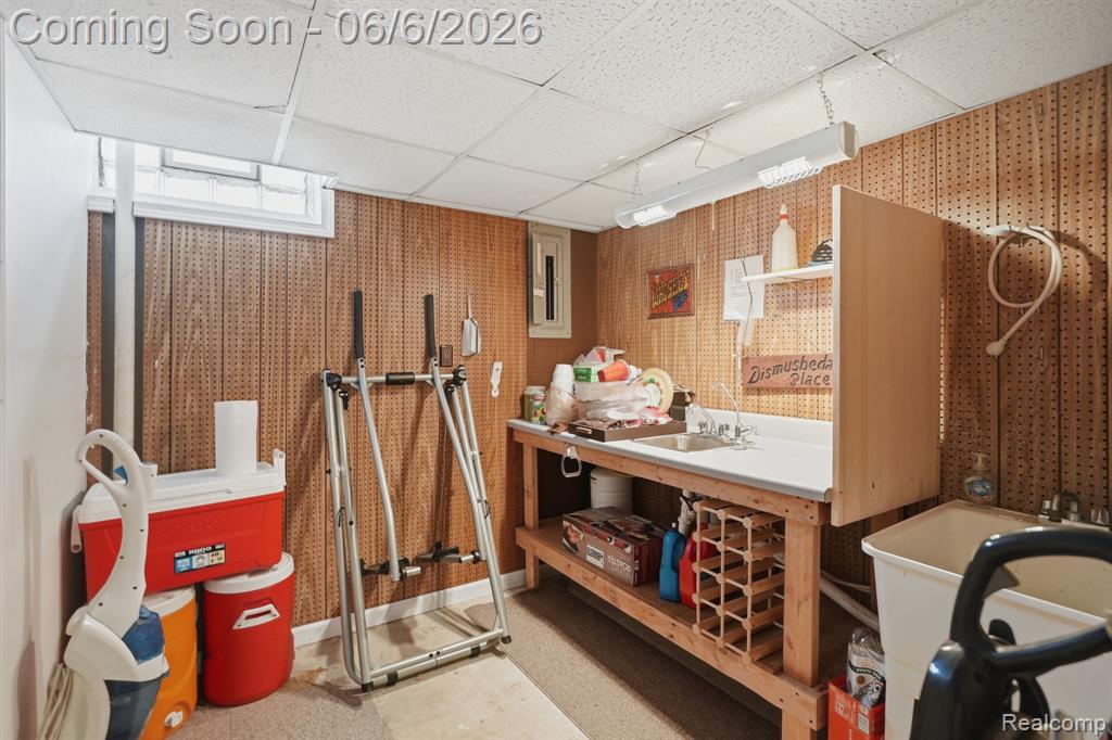 42321 Royal Lane, Clinton Twp, MI 48038 — Photo 27