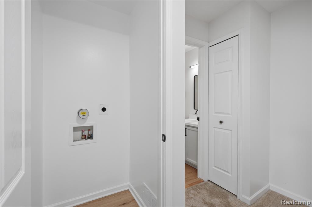 56669 Sunset Drive, 177, Shelby Twp, MI 48316 — Photo 17