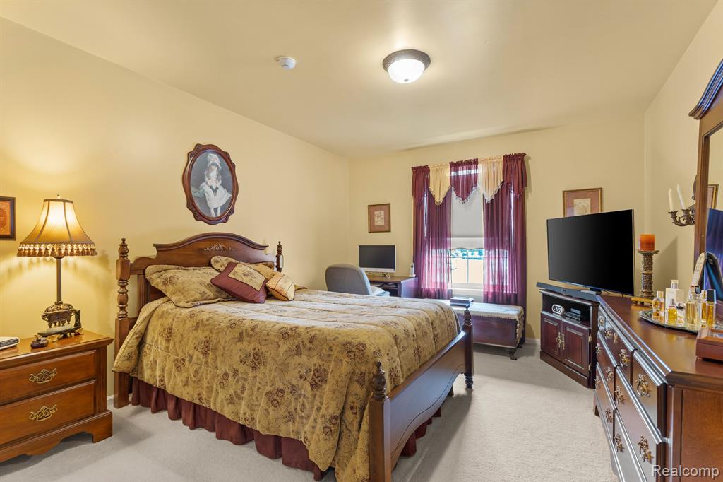 43579 YORKVILLE Drive, Canton, MI 48188 — Photo 10
