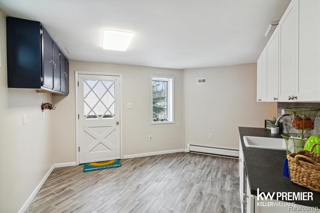 897 Annie Lang Drive, Milford, MI 48381 — Photo 38