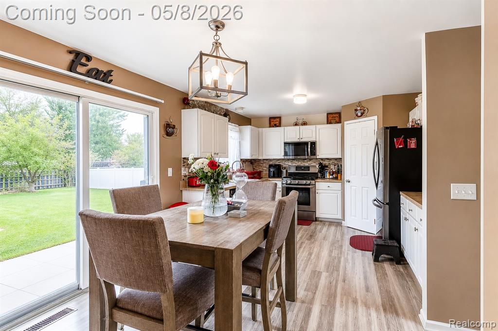 7525 Roxbury Drive, Ypsilanti, MI 48197 — Photo 7