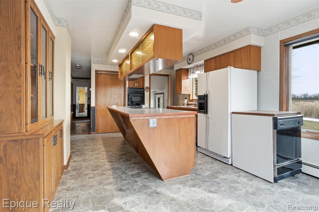 5426 Wildcat Road, Clyde, MI 48049 — Photo 8
