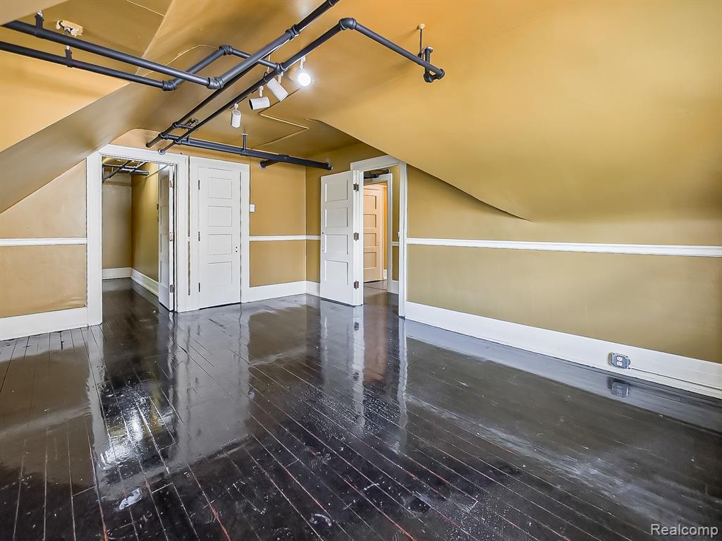 491 E GRAND Boulevard, Detroit, MI 48207 — Photo 37