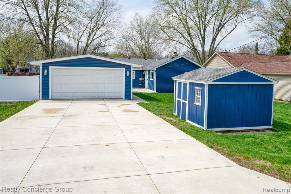 10866 Colony Road, Pinckney, MI 48169 — Photo 12