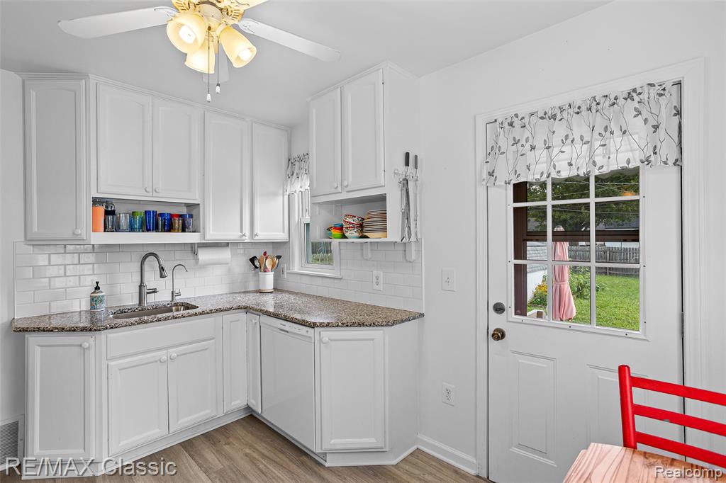 5097 Winifred Street, Wayne, MI 48184 — Photo 7