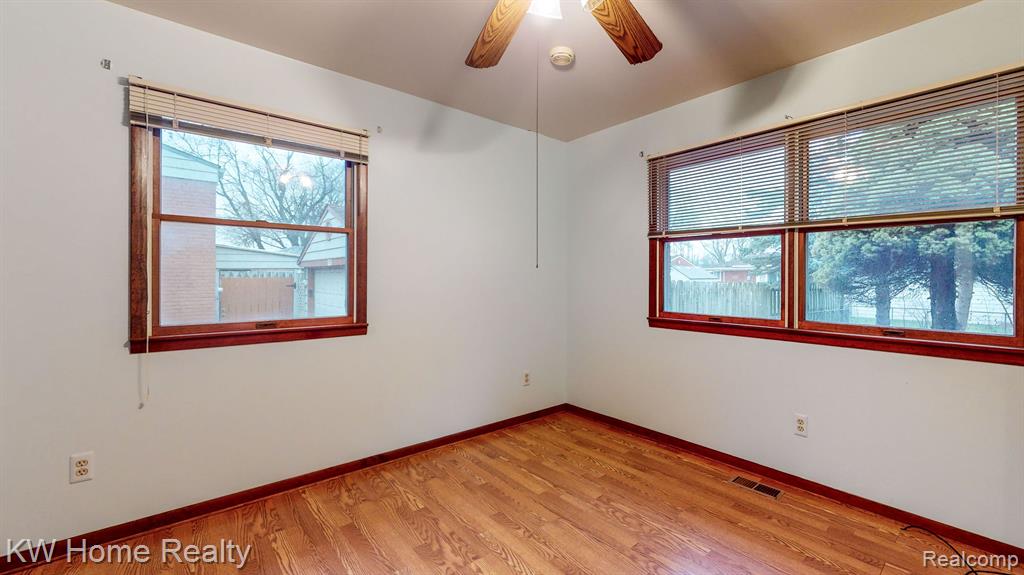 837 GROVE Road, Ypsilanti, MI 48198 — Photo 13