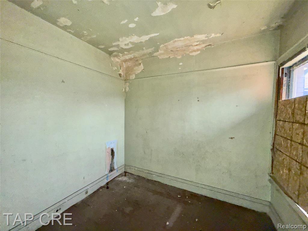 1017 E Grand Boulevard, Detroit, MI 48207 — Photo 14