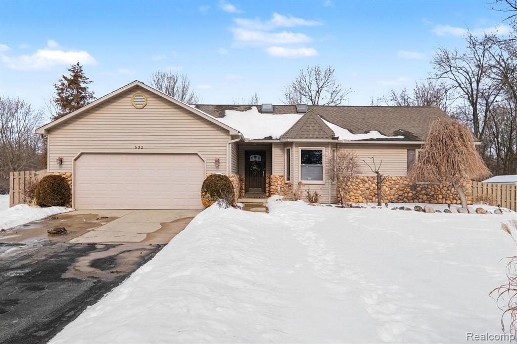 632 Mill Street, Fenton, MI 48430 — Photo 2