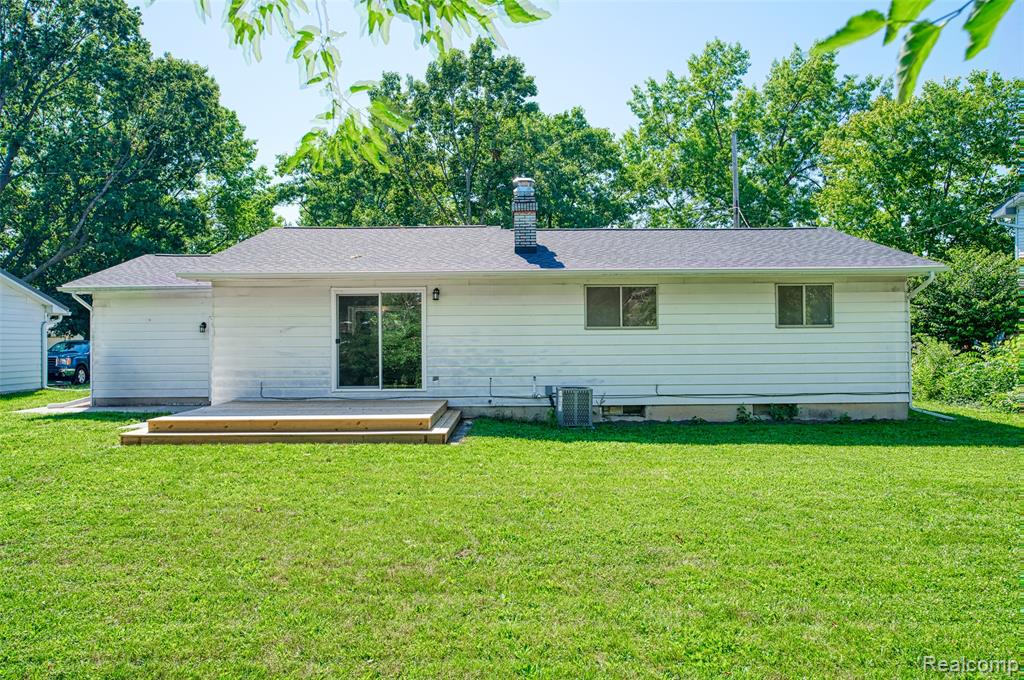 6201 Lerner Way, Lansing, MI 48911 — Photo 24