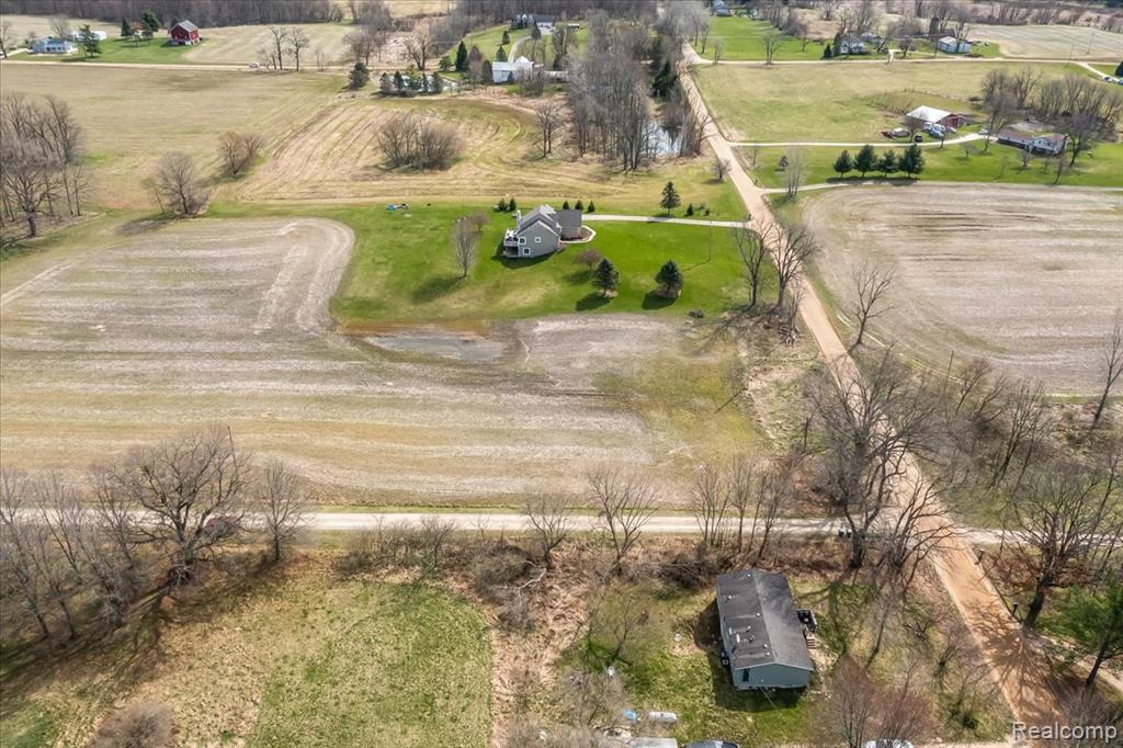 N Schrepfer Road, Howell, MI 48855 — Photo 7