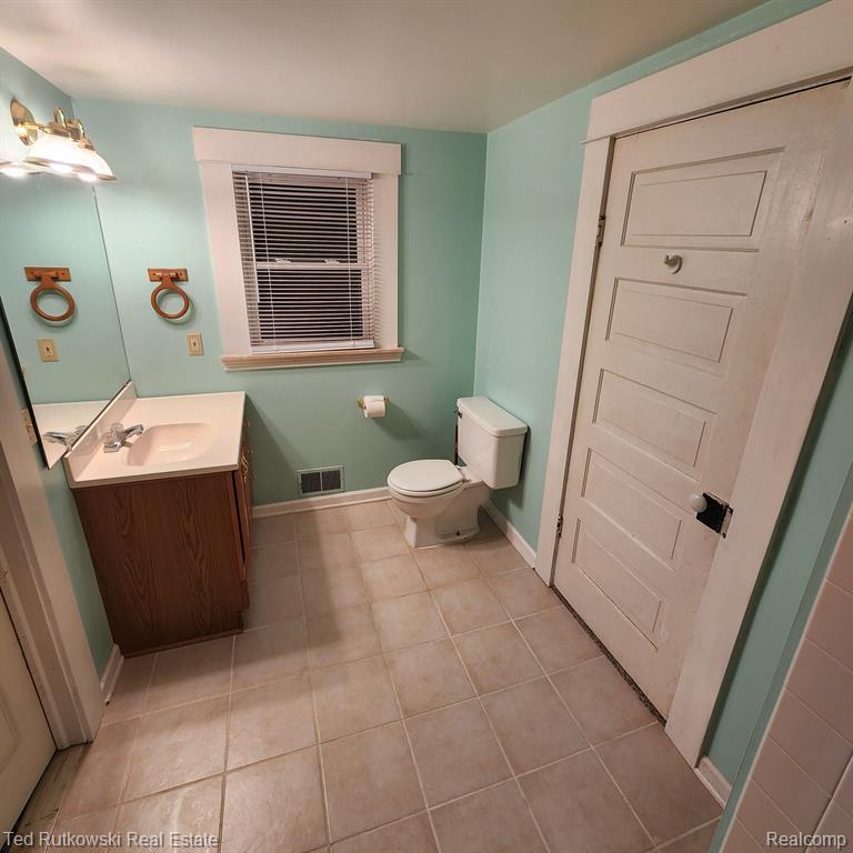 315 N MAIN Street SW, Capac, MI 48014 — Photo 30