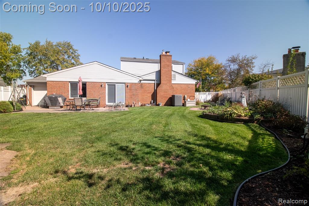 22321 N Fairway Drive, Woodhaven, MI 48183 — Photo 50
