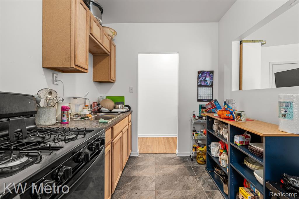 5183 PENNSYLVANIA Street, Detroit, MI 48213 — Photo 10