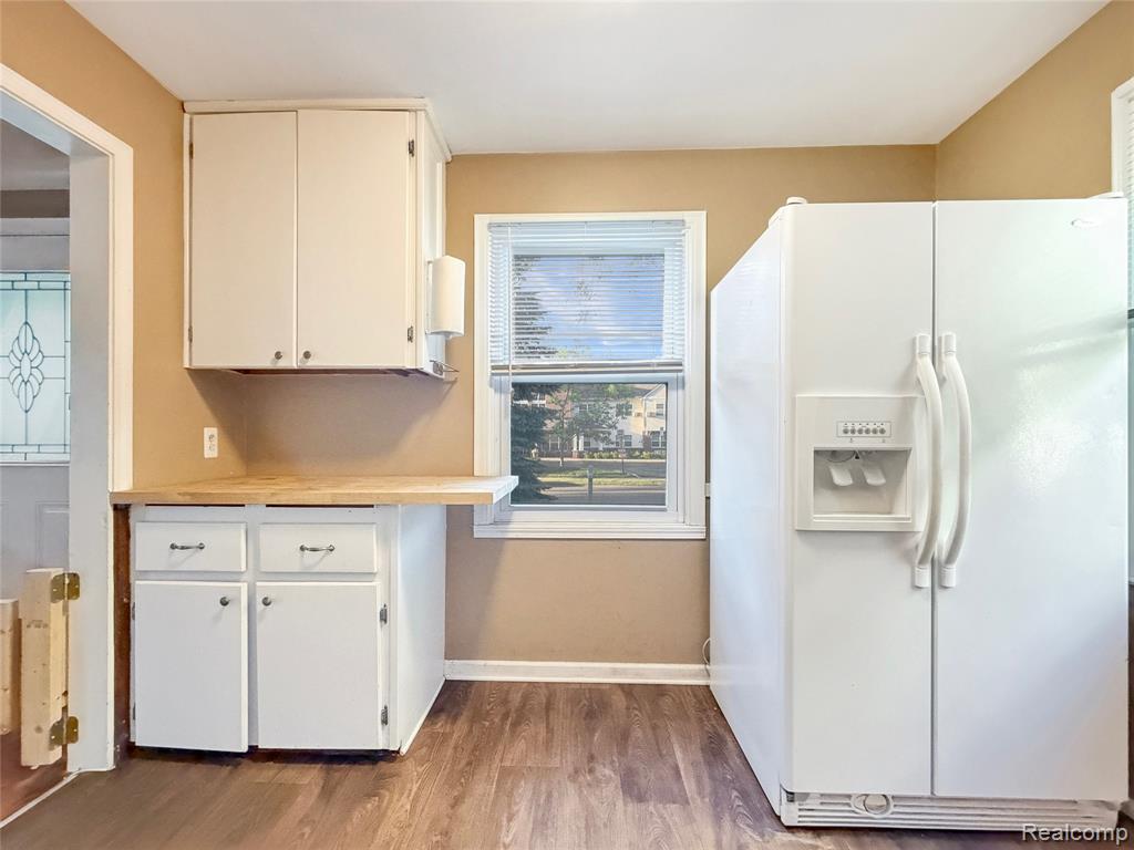 4993 Gateshead Street, Grosse Pointe, MI 48236 — Photo 9