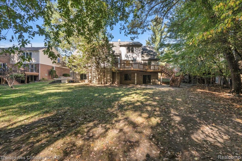 6835 High Ridge Road, West Bloomfield, MI 48324 — Photo 19