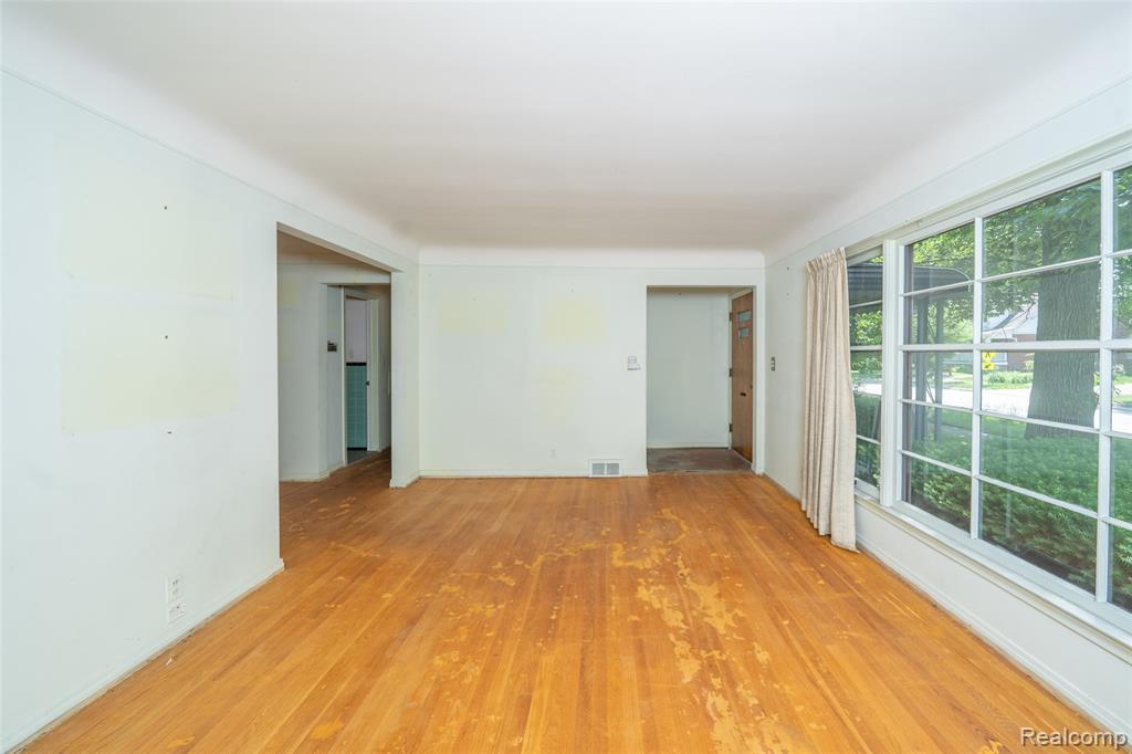 49 Woodward Heights Boulevard, Pleasant Ridge, MI — Photo 12