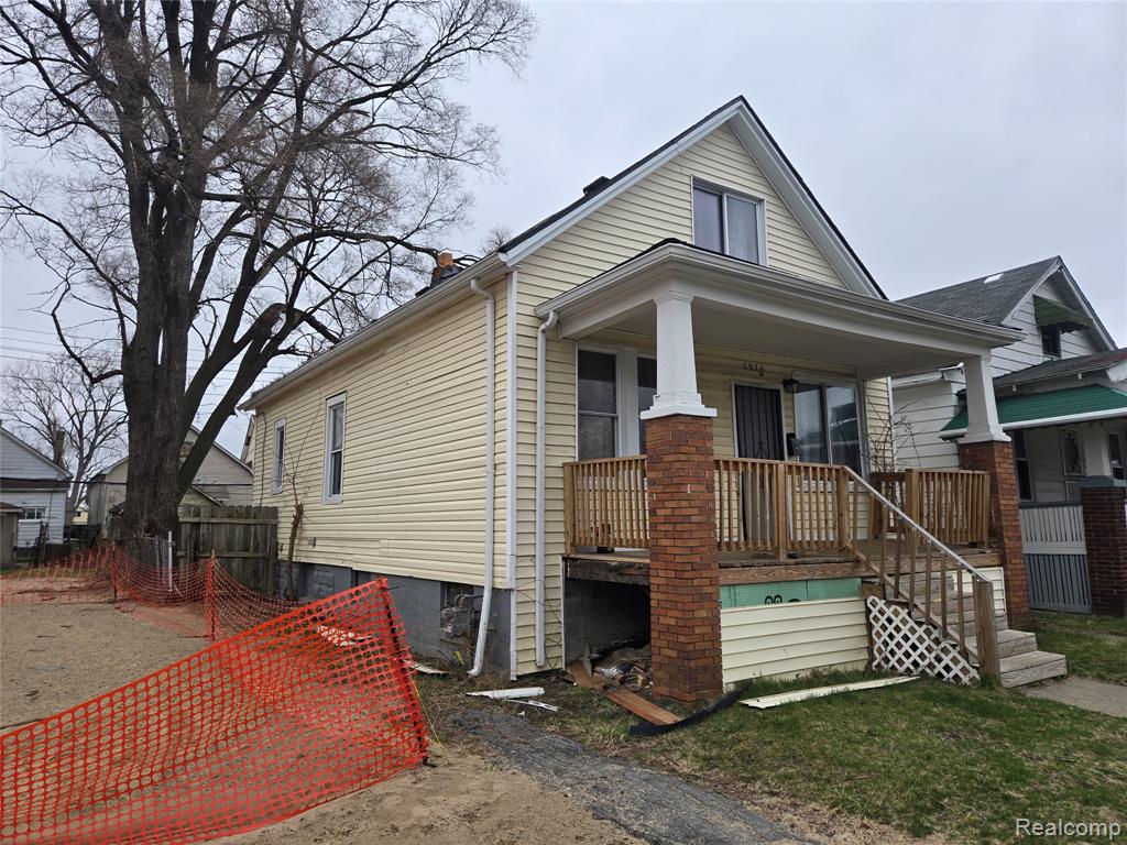 8976 McClellan Street, Detroit, MI 48213 — Photo 2