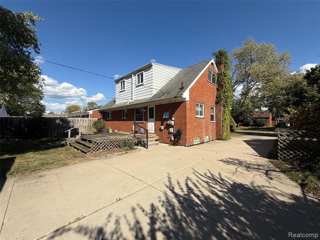 7505 Donna Street, Westland, MI — Photo 4