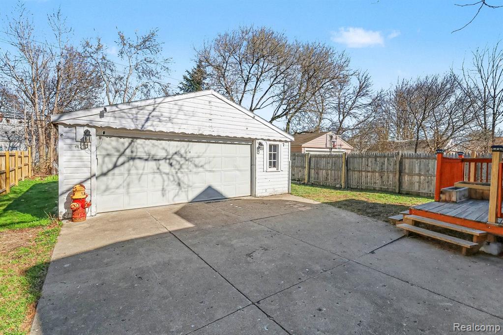 22028 Donald Avenue, Eastpointe, MI 48021 — Photo 20
