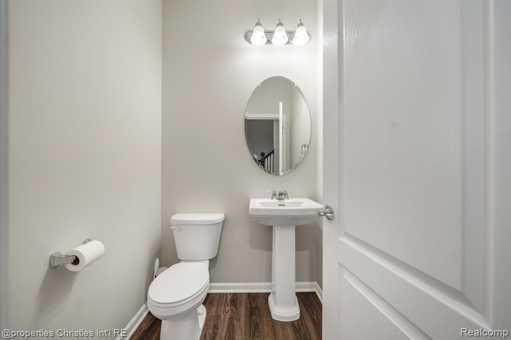 43580 PROSPECT, Novi, MI — Photo 12