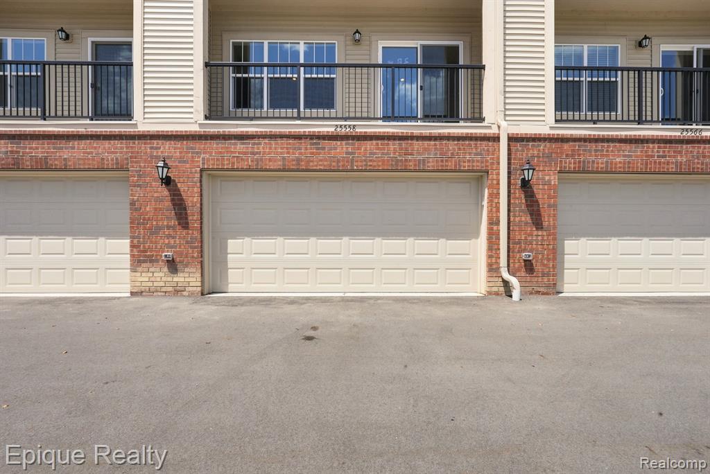 25558 Grandview Lane, 38, Novi, MI — Photo 25