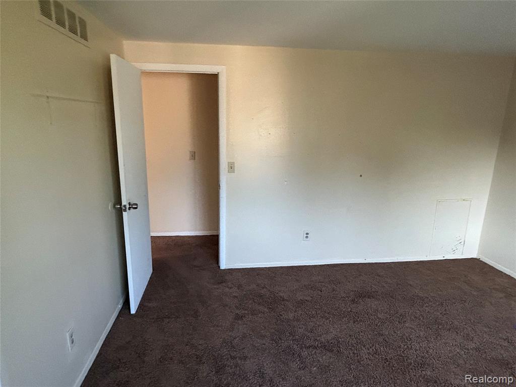 26889 Farmbrook Villa Drive, Southfield, MI 48034 — Photo 41