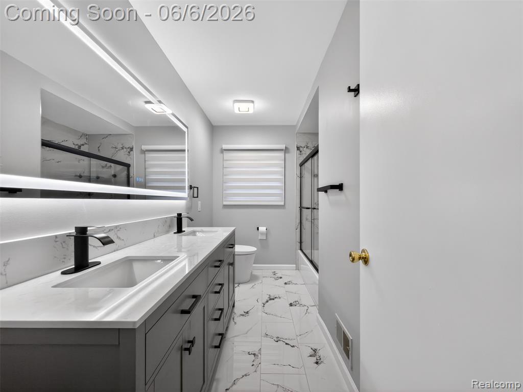 41599 Red Oak Drive, Sterling Heights, MI 48314 — Photo 23