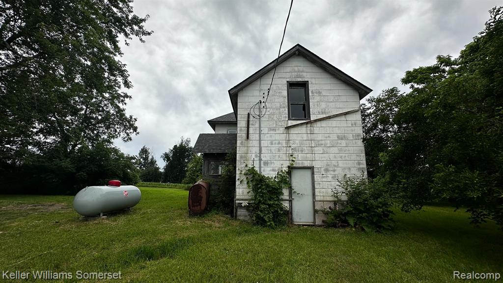 5774 BURNSIDE Road, North Branch, MI 48461 — Photo 6
