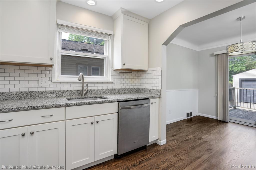 716 S Dorchester Avenue, Royal Oak, MI 48067 — Photo 6
