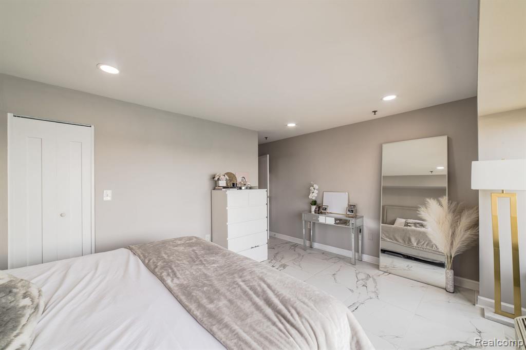 1001 W Jefferson Avenue, 300-15E, Detroit, MI 48226 — Photo 17