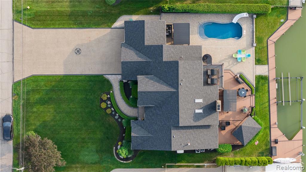 49729 Nautical Drive, Chesterfield, MI 48047 — Photo 5