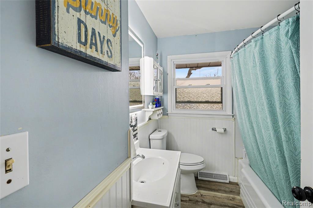 633 N Adelaide Street, Fenton, MI 48430 — Photo 19
