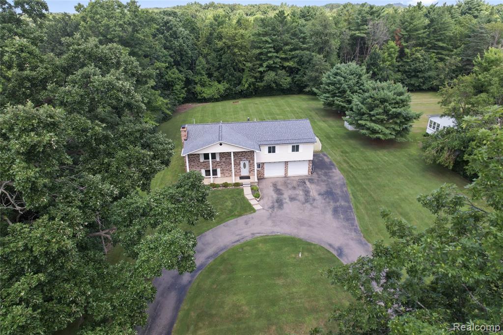 5461 E Holly Road, Holly, MI 48442 — Photo 36
