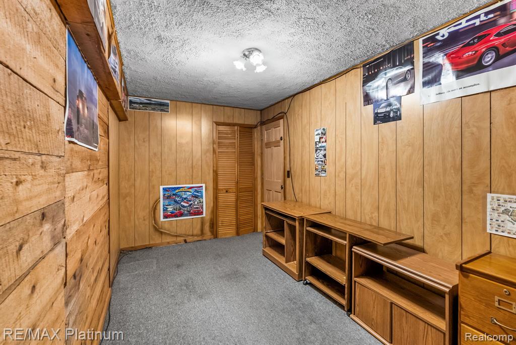 3388 Hogback Road, Fowlerville, MI 48836 — Photo 26