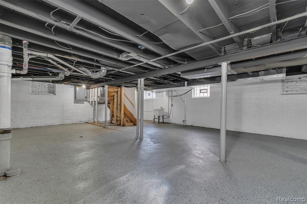 14521 SUSSEX Street, Detroit, MI 48227 — Photo 31