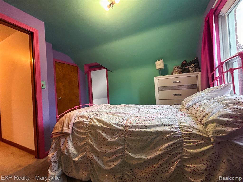 4198 LAPEER Road, Port Huron, MI 48060 — Photo 19