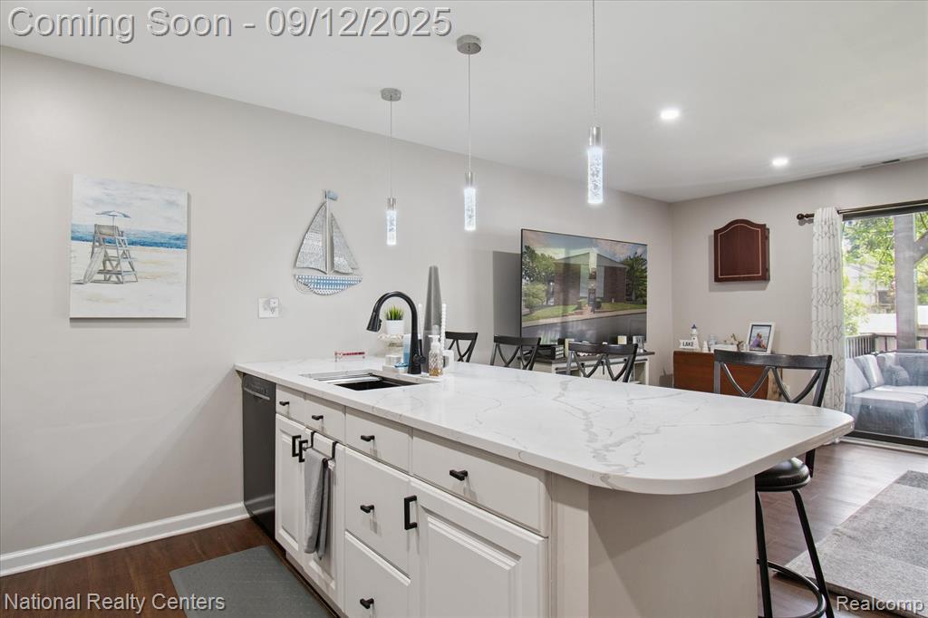 895 S Pontiac Trail, Walled Lake, MI 48390 — Photo 10