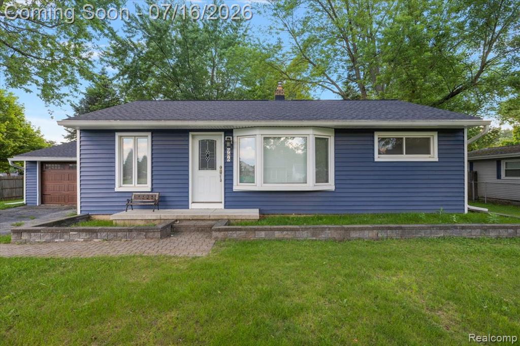 986 Gill Street, Oxford, MI 48371 — Photo 2