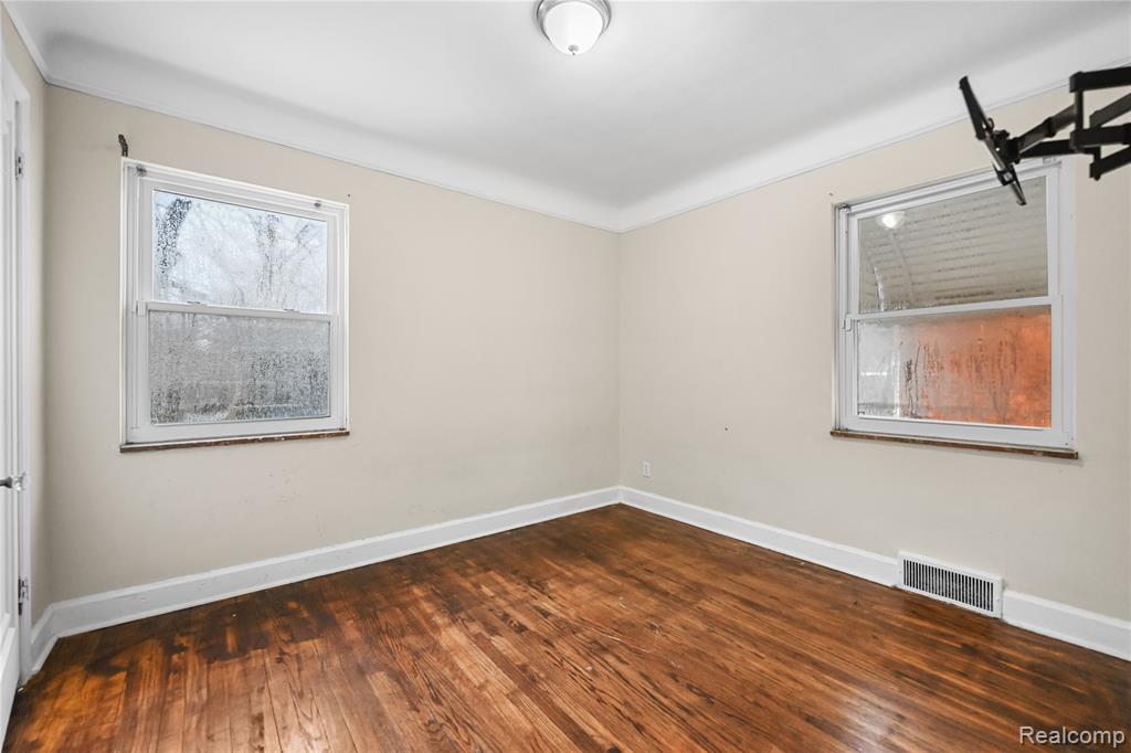 7487 W Outer Drive, Detroit, MI 48235 — Photo 14