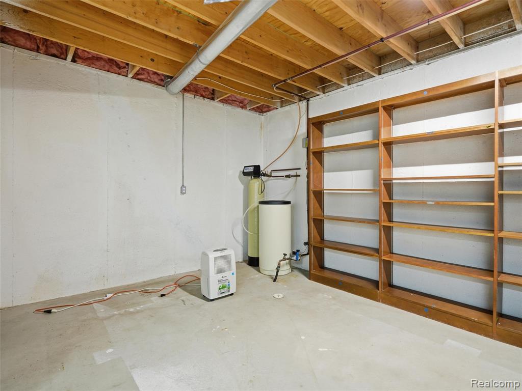 6394 Heron Park Way, Clarkston, MI — Photo 42
