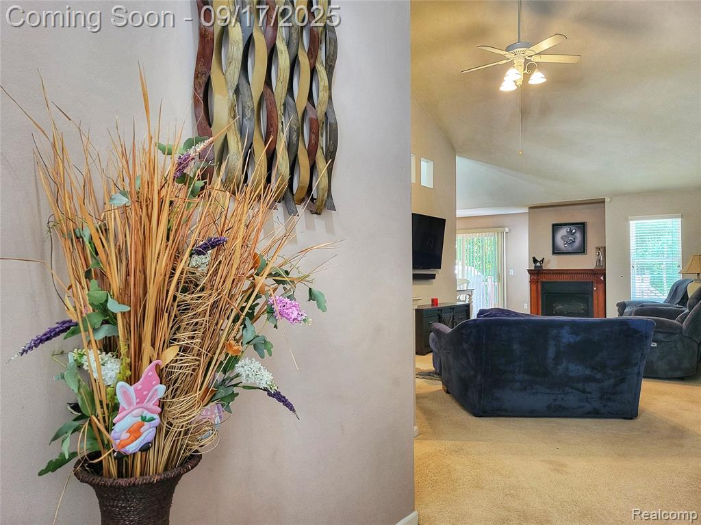 5566 Elmhurst Drive, Trenton, MI 48183 — Photo 3