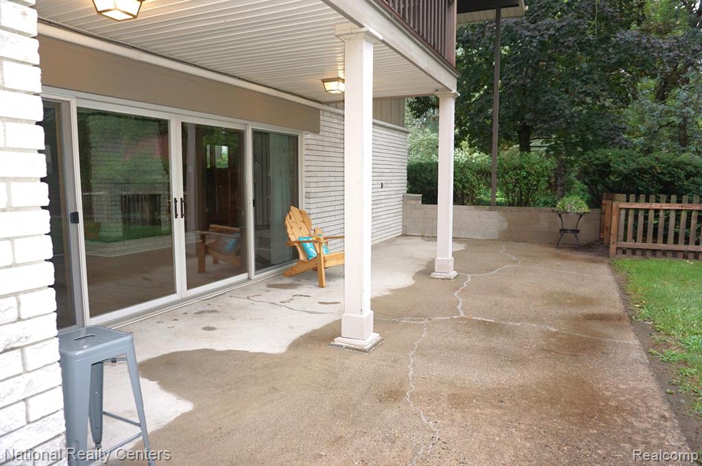 4858 GRANDVIEW Drive, Ypsilanti, MI 48197 — Photo 34