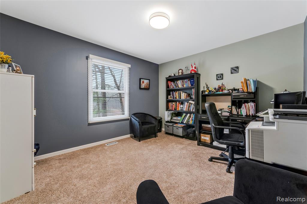 599 Nakomis Trail, Lake Orion, MI 48362 — Photo 37