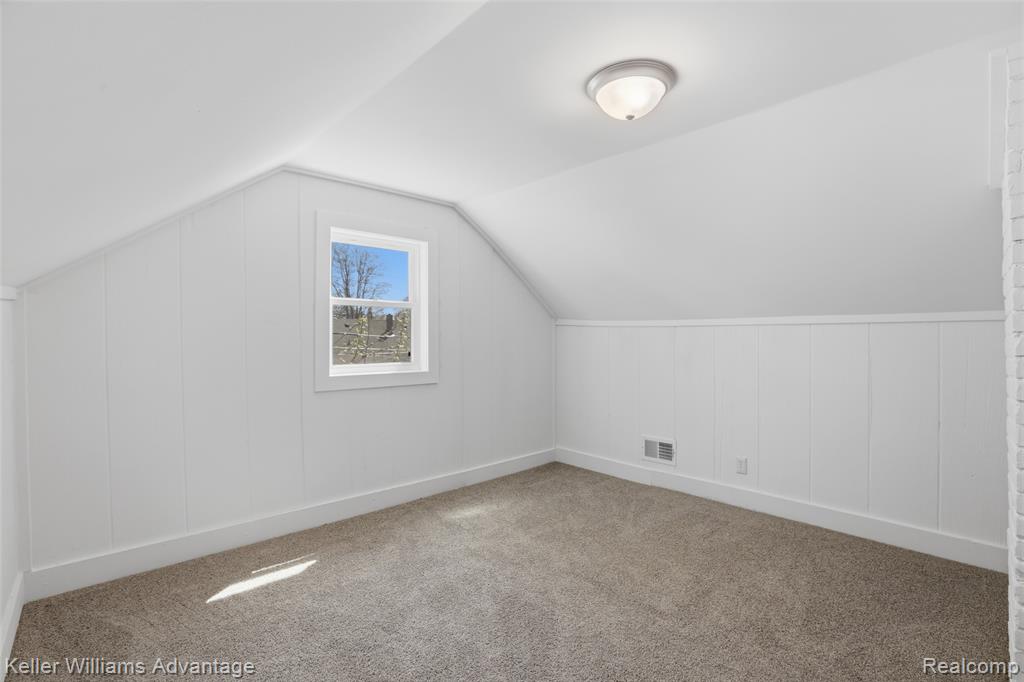 33451 Brown Street, Garden City, MI — Photo 22