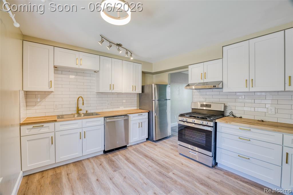 1787 Sheffield Drive, Ypsilanti, MI 48198 — Photo 13