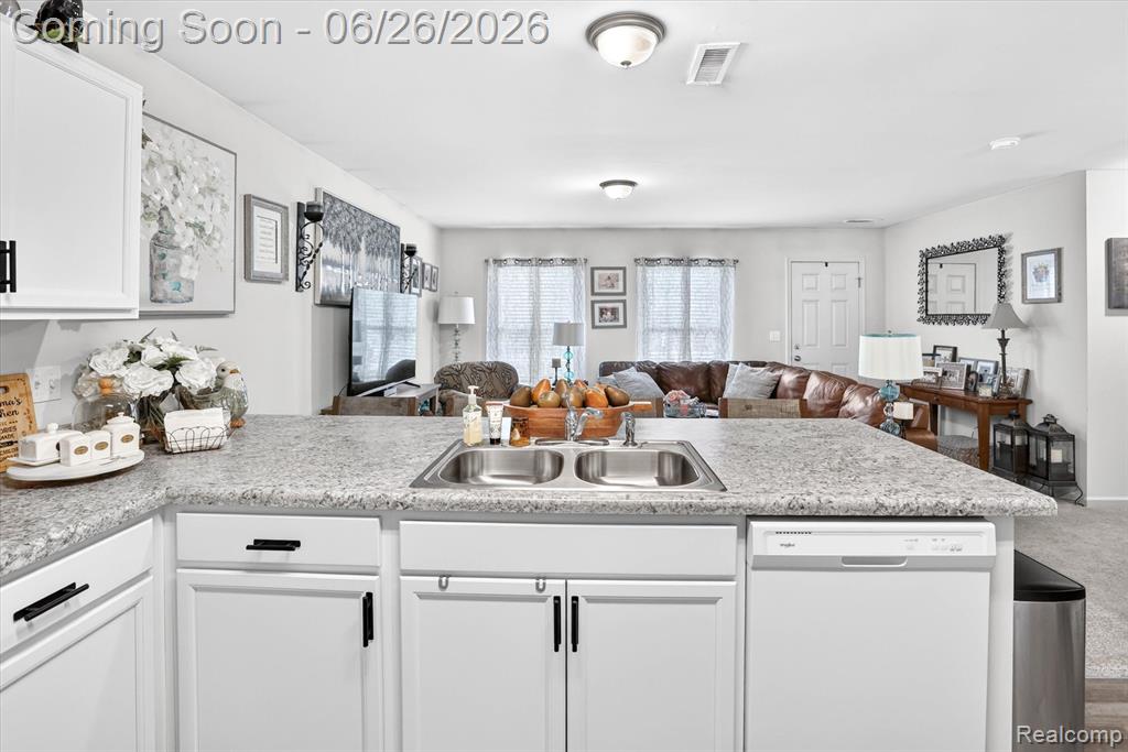 528 Turn Bull Street, Lapeer, MI 48446 — Photo 12