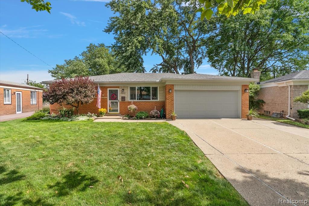 31182 Tecla Drive, Warren, MI 48088